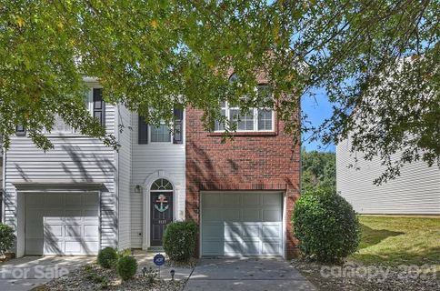 2137 Whispering Way