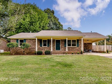 1209 Hampshire Drive sold home in Berkshire, Kannapolis, NC