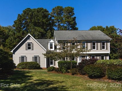 10124 Berkeley Forest Lane