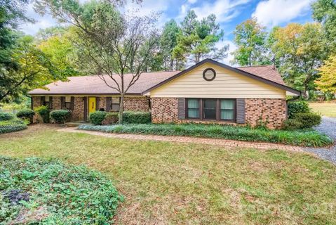 4915 Cheviot Road sold home in Allen Hills, Charlotte, NC