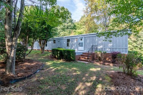115 Lakewind Drive sold home in Quail Hill, Mooresville, NC