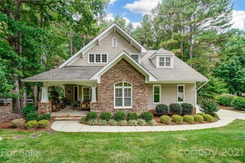 104 Wildiris Lane