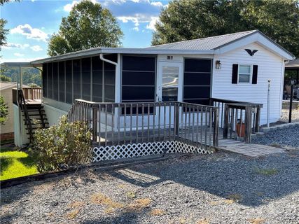 172 Dogwood Circle