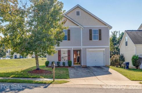 5805 Greenway Vista Lane
