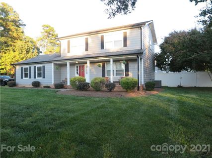 2900 Valleywood Drive sold home in South Pines, Gastonia, NC