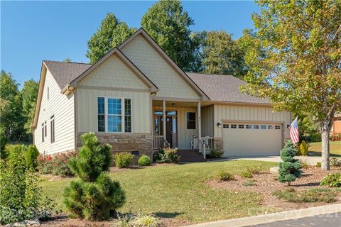 91 Triple Fairways Drive
