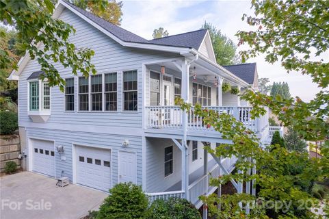 1409 Woodsong Drive