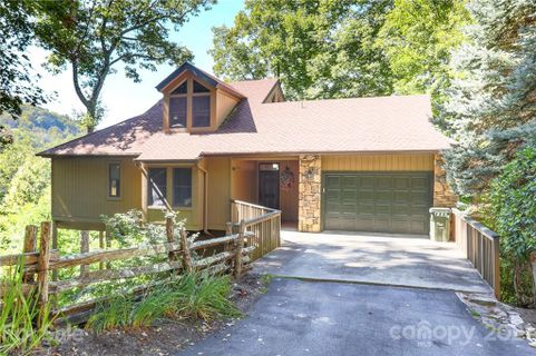 825 Andrew Banks Drive