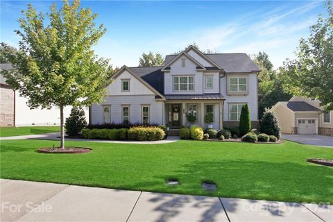 2315 Madeira Circle