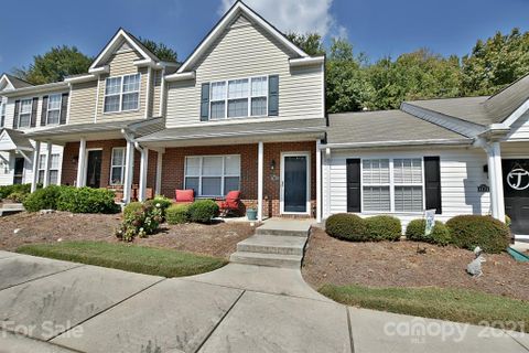 1119 Knotty Hill Drive