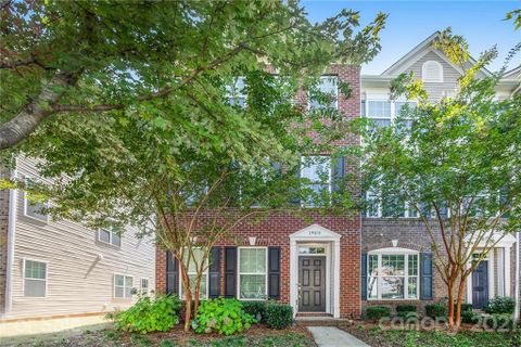19018 Lake Breeze Drive