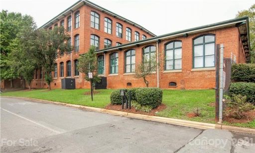 Previously sold for $160,000