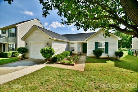 Previously sold for $305,000