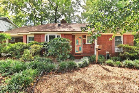 1320 Mockingbird Lane