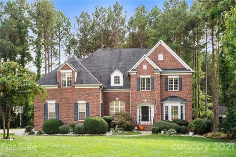 221 Silvercliff Drive
