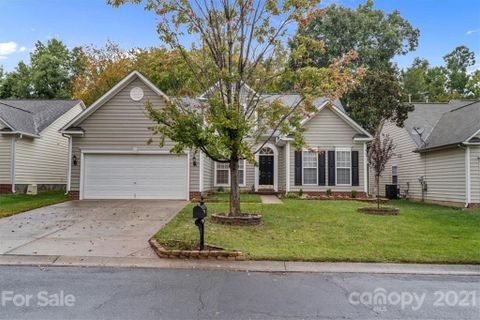 2026 Farmingham Lane