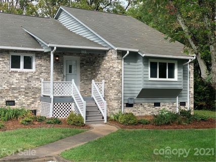 205 Wellington Hills Circle