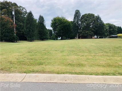 101 Long Meadows Drive sold home in Long Meadows At Oak Grove, Kings Mountain, NC