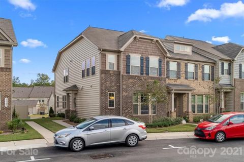 8147 English Clover Lane