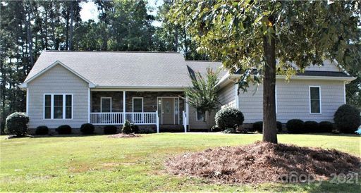 49285 Woodland Drive sold home in Piney Point Beach, Norwood, NC