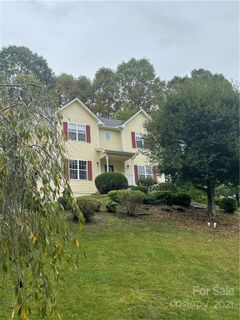 206 Friendly Circle sold home in Harmony, Asheville, NC