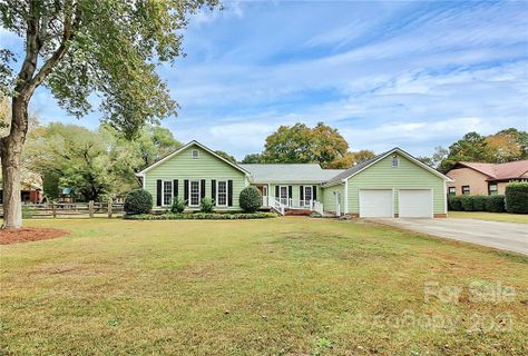 3118 Windrow Lane
