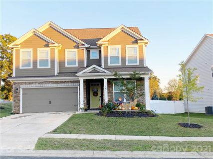 103 W Americana Drive