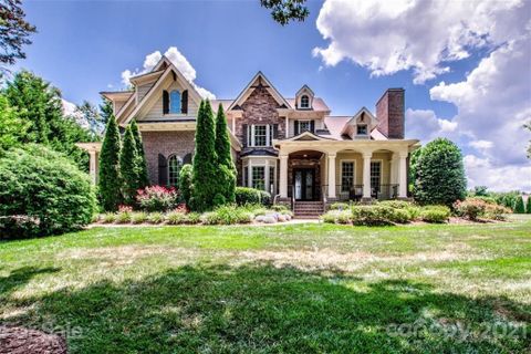 118 Chesterwood Court