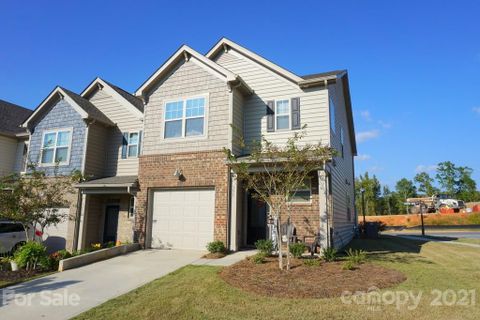 351 Kennebel Place