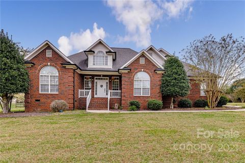 715 Witmore Road sold home in Cardinal Meadows, Wingate, NC