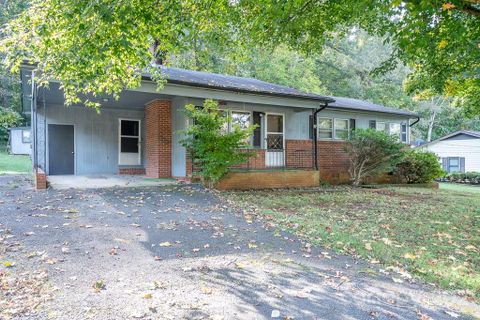 807 Crestridge Road