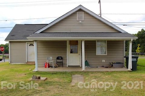 910 Linwood Road