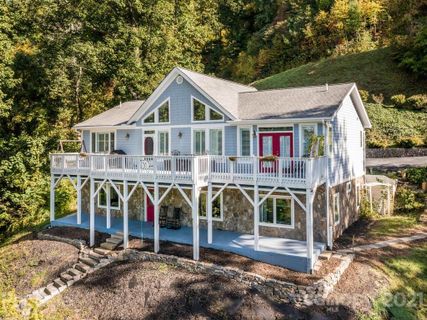143 Stonecrest Drive sold home in Ridge View Estates, Asheville, NC