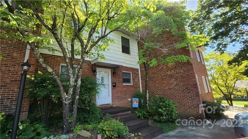 1407 Kensington Road A-7 sold home in Kensington Court, Hendersonville, NC