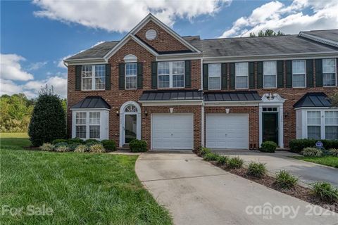 122 N Arcadian Way
