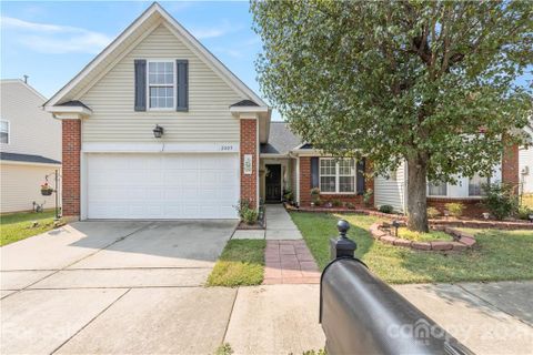 2009 Moonstone Lane