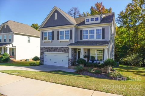 2606 Woodlands Creek