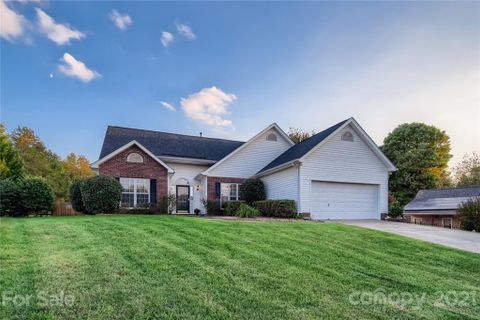 5686 Berry Ridge Drive