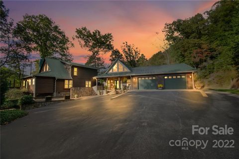 212 Jonathan Lane sold home in The Crossings at Sugar Hill, Marion, NC