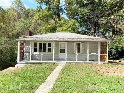 810 Link Place sold home in Wakefield Terrace, Lenoir, NC