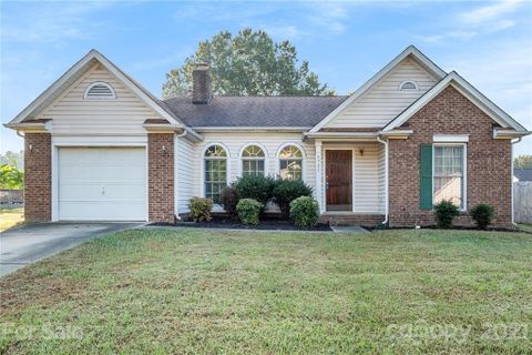 8927 English Saddle Lane