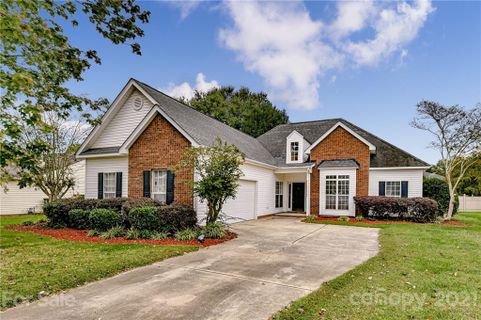 2900 Rosemeade Drive