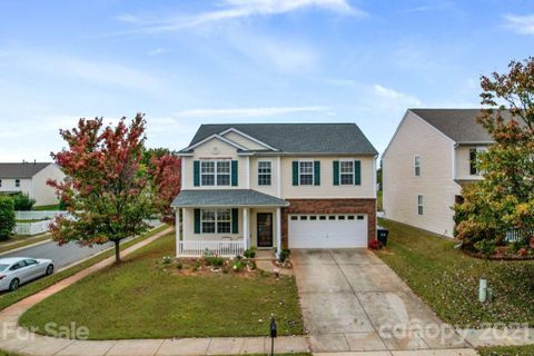 7421 Lamplighter Close Drive
