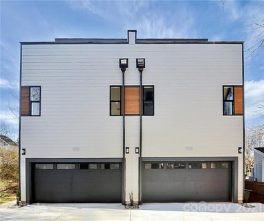 1115 Greenleaf Avenue A/B