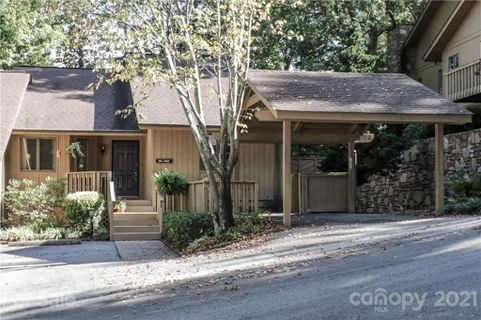 204 Water Oak Lane