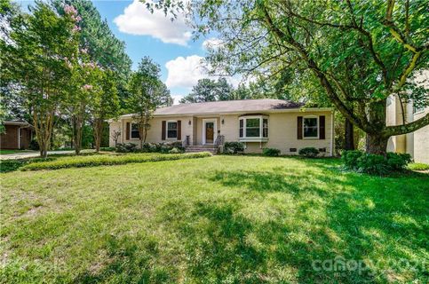 2522 Tower Court