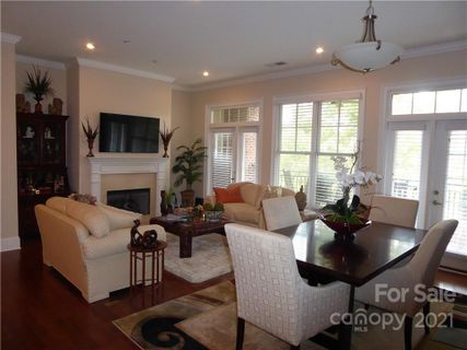 5425 Closeburn Road 207 sold home in SouthGate on Fairview, Charlotte, NC
