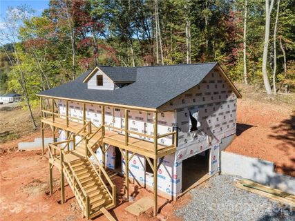 125 Sunrise Drive sold home in Sunrise Estates, Mars Hill, NC