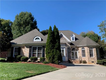 1293 Winged Foot Court