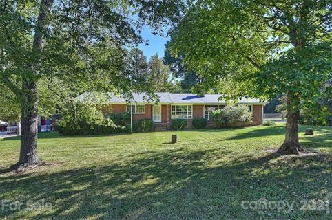 140 Woodlynn Drive